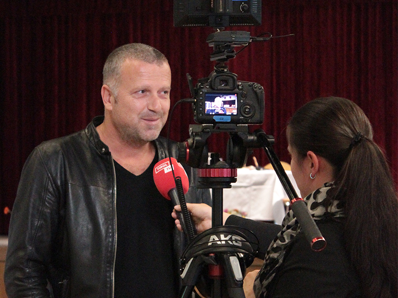 Interview Bernhard Aichner